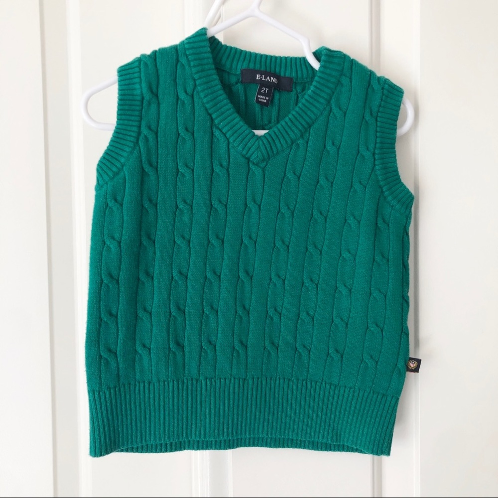 E•Land 🧶 Cable-Knit Sweater Vest